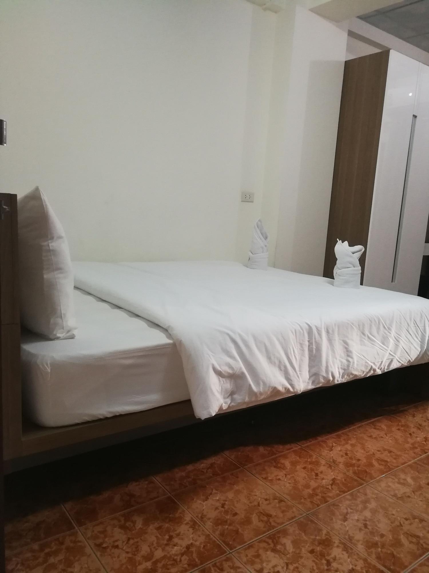 Soi 5 Apartment Паттая Екстер'єр фото